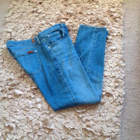 7 For All Mankind The Relaxed Skinny Retro Inspired Jeans - Picture 4 of 8